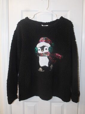 Time and Tru M 8-10 Black Sherpa Sweater with Sequin Penguin